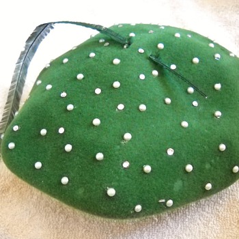Vintage beret hat with rhinestones & faux pearls & feather