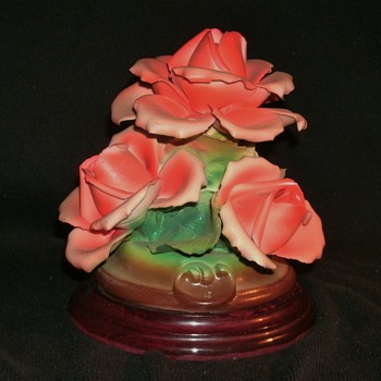Capodimonte Roses - Art Pottery