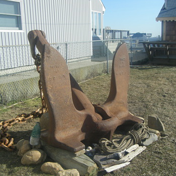 1942 US Navy anchor.. 8000 lbs. - Military and Wartime