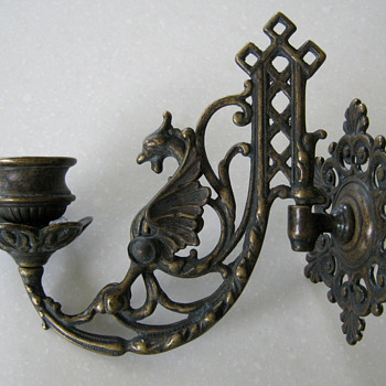 FABULOUS BRASS WALL SCONCE - Lamps