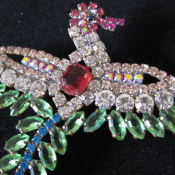 Rhinestone pins - Costume Jewelry