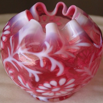 Cranberry colored Rose Bowl (?) ~ Unidentified - Glassware