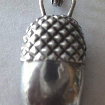 Large Sterling Silver acorn "Pendant" - Fine Jewelry