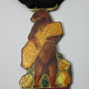 1915 Panama Pacific International Exposition Golden Bear Enamel Fob