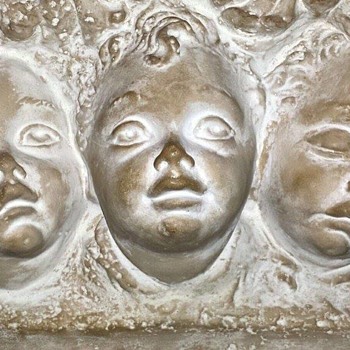Three little Angels / Cherubs - Furniture