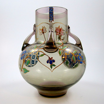 Enameled French vase in the Japonisme style (a la Japonaise), ca. 1880