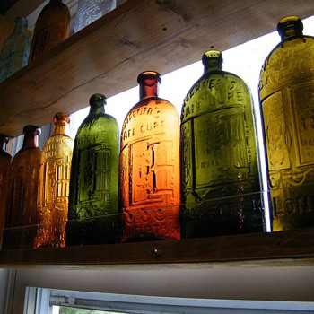 Warner's Safe Cure - Color Run - Bottles
