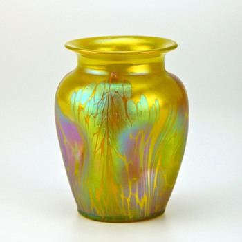 Loetz Medici examples, around 1902-04, yellow, green and the last two are called "spreading chestnut" - Art Glass