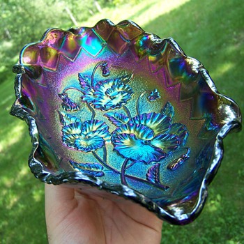 An Orignal 100 Year Old Imperial Pansy Pickle Dish