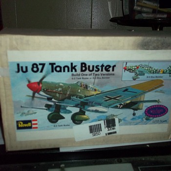 1/72 SCALE AIRPLANE MODEL KIT