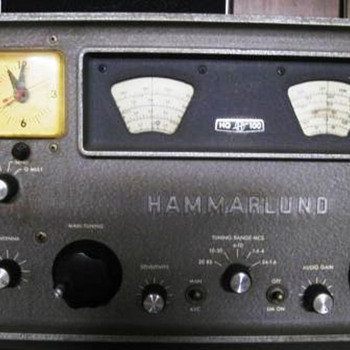 Here's the clock radio I used while in college. - Clocks