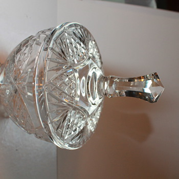 CUT GLASS BOWL WITH COVER - Glassware