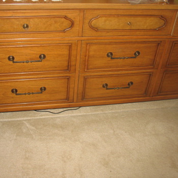 Great dresser find!