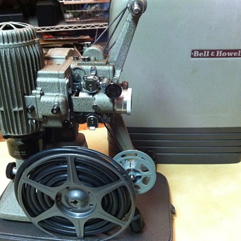 Bell & Howell 273A 16mm Projector