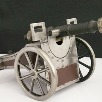 Civil War Style Cannon Jewelry / Music Box  - Fine Jewelry