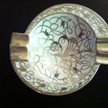 Saint Braai france, ashtray - China and Dinnerware