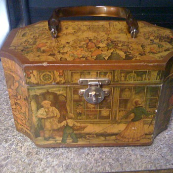 Vintage Anton Pieck purse... 