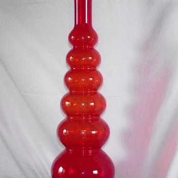Red Six Section Optic Decanter/ BLENKO?