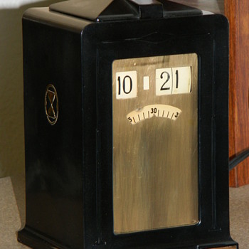 The Telechron "Minitmaster" Cyclometer Clock - Clocks