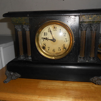 Old clock headed for the trash - Clocks
