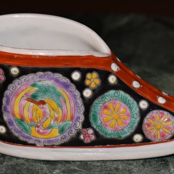 Famille Noir Porcelain Lady's Shoe - Pottery