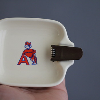 Auburn Tigers - Modele  Depose - help identifying... - Tobacciana