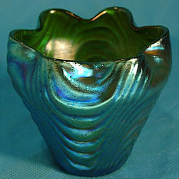Loetz Creta Silberiris Wellenoptisch Vase c. 1900