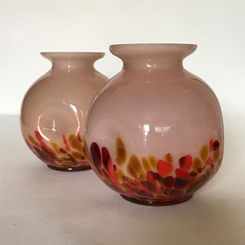 Kralik spatter/confetti ball vases - Art Glass