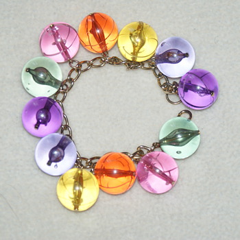 Longing for Spring: Vintage Lucite Bracelet - Costume Jewelry