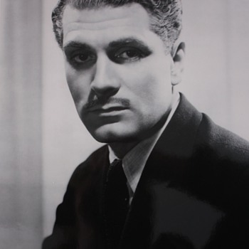 Laurence Olivier Still - Movies