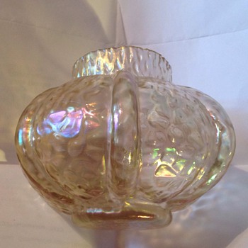 Irridescent glass posy bowl, Kralik? - Art Glass