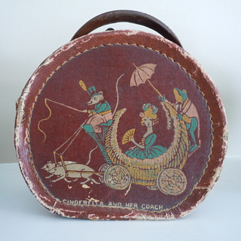 Vintage box/purse - "Cinderella and her coach"
