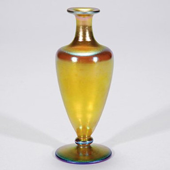 Steuben Aurene perfume, no stopper