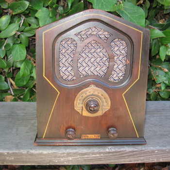 Rare Mini Pee Wee Cathedral Tube Radio Princess Pat 1931 - Radios