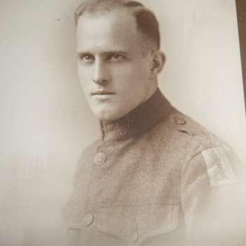 WW1 77th Division patched soldier photograph