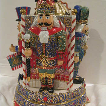 Christopher Radko "Nutcracker Parade Guard House" Cookie Jar - Kitchen