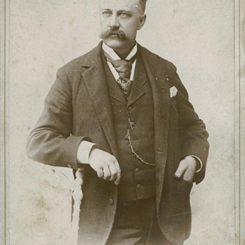 Cabinet Cards from the past! - Photographs
