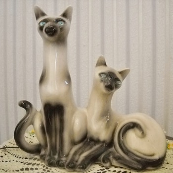 SIAMESE CAT  T.V. LIGHT