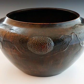 Monumental Ludwig Vierthaler "Sea Form" Copper Vase - Art Nouveau