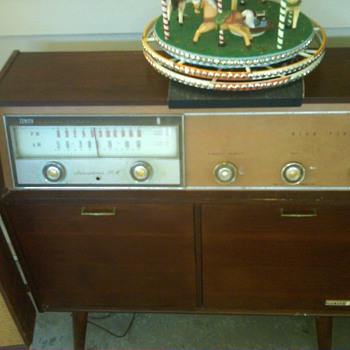 1962 zenith rhapsody console model mp500 radio/phono - Radios