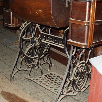 singer sewing machine