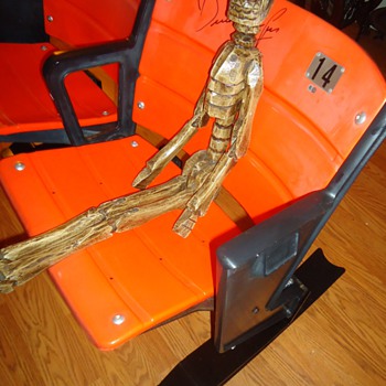LAST UPDATE! Giants Chairs! Boo, Hoo! Boo Hoo! Getting old! BUT now Rocking Chairs! Yera! Yea! - Baseball
