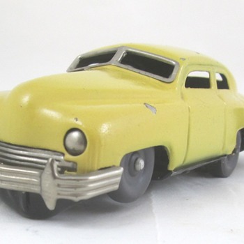 Fraiser Tin Wind-Up Car - Toys