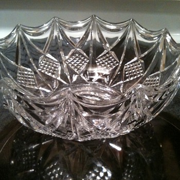 Mother's Bowl.... - Glassware