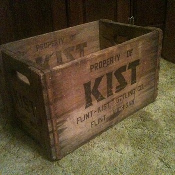 KIST bottle crate, Property of Flint-KIST Bottling Co., Flint, Michigan