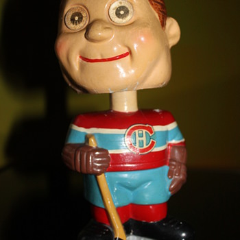vintage 1960's Montreal Canadians Bobble head blinker