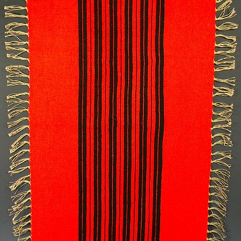 Small Rug - Is it Indian or Mexican?? - Rugs and Textiles