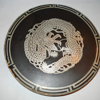 CHINESE DRAGON TRAY???????