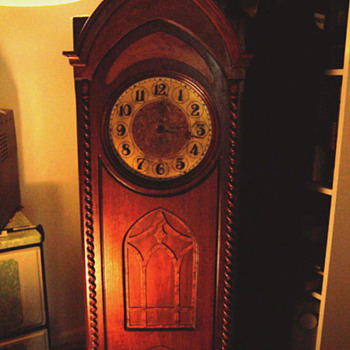 grandmotherclock radio