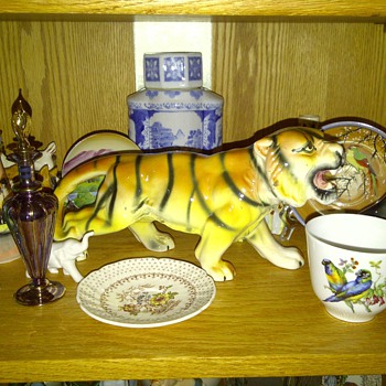 My dads Tiger - Art Pottery